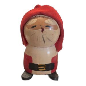 Vintage Christmas Wood Painted Gnome Santa Figure. Japan 2.5"T x 1.5"W